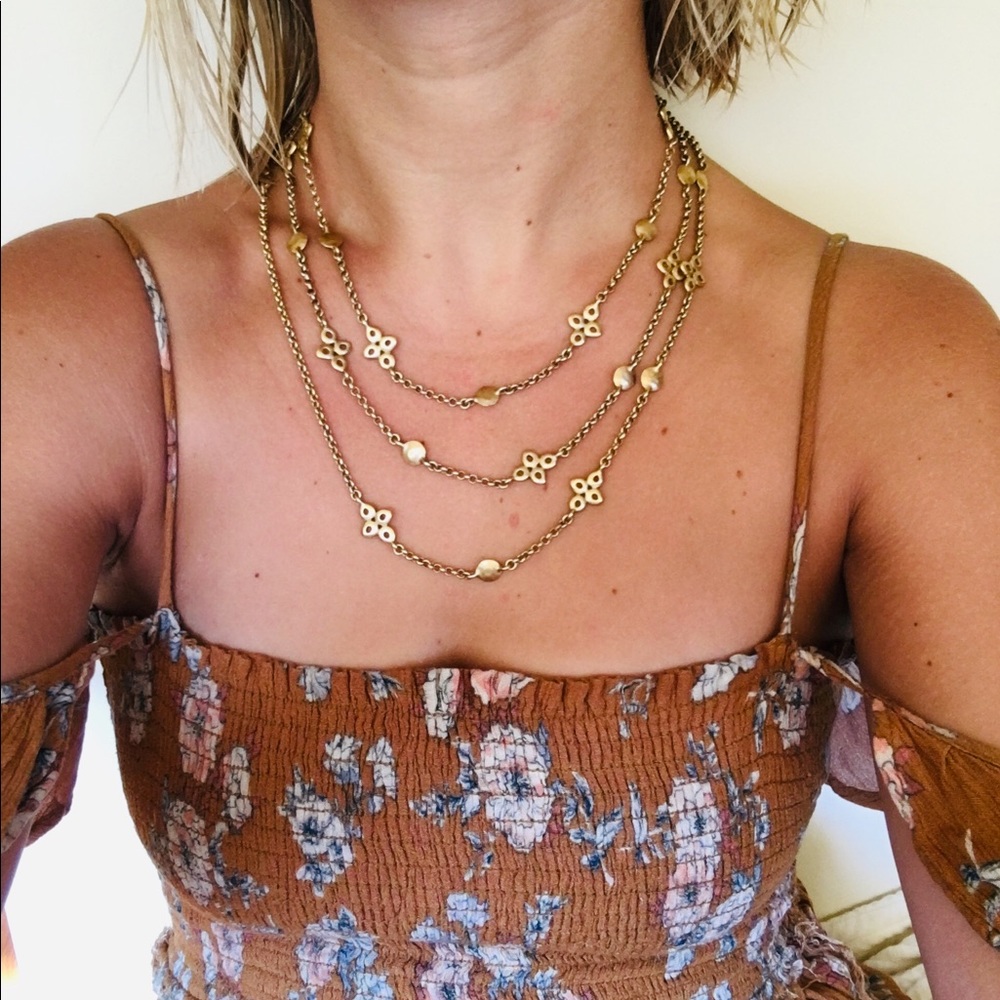 Golden flower chain